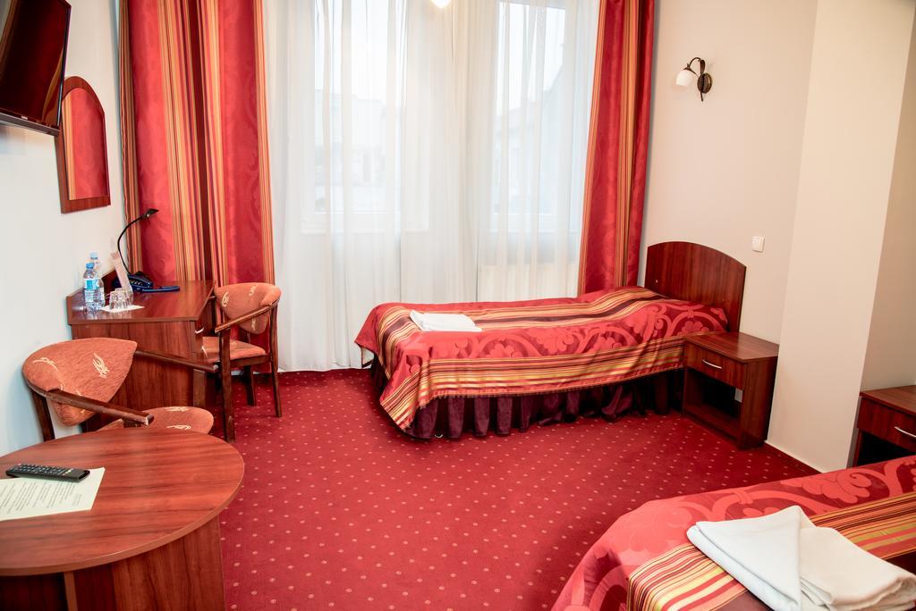 Baron Hotel Ciechanów Eksteriør billede
