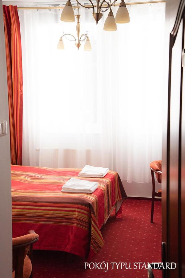 Baron Hotel Ciechanów Eksteriør billede