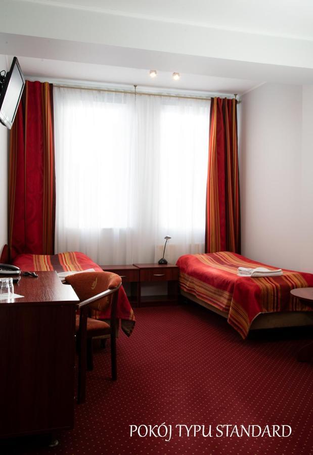 Baron Hotel Ciechanów Eksteriør billede